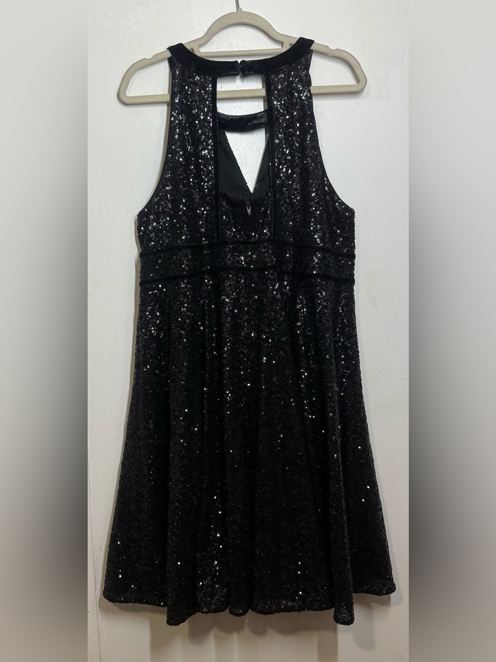 Torrid Black Sequin Halter Neck Velvet Detail BabyDoll - Picture 5 of 8